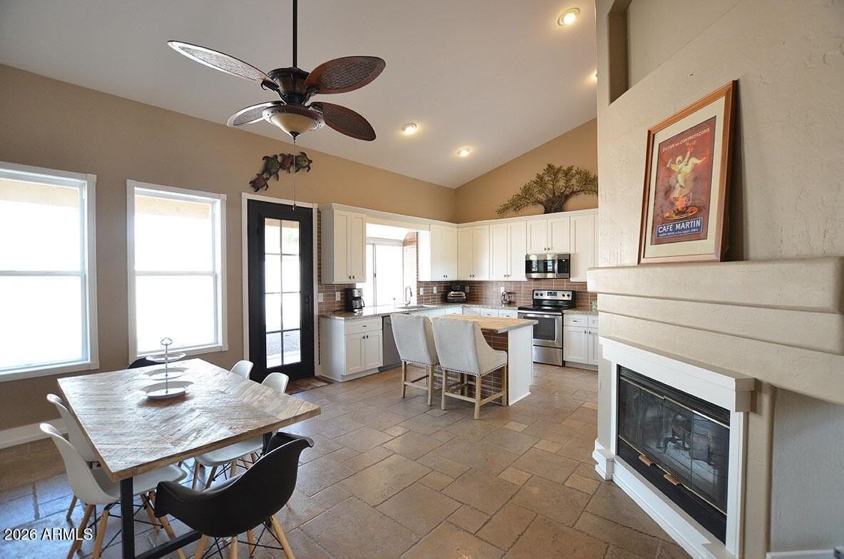 4338 E Desert Marigold Dr - Photo 7 of 19