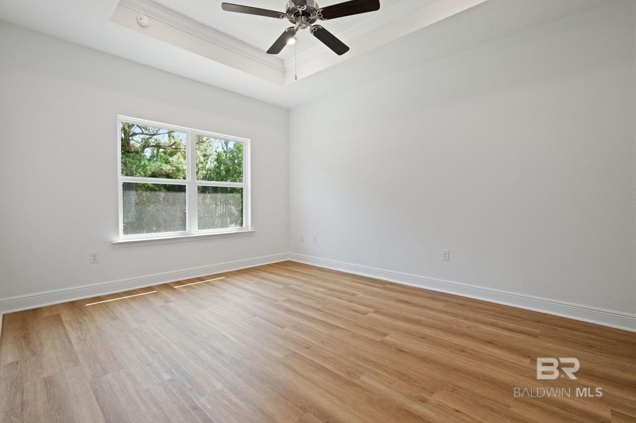 12946 Grand Rapids Rd - Photo 7 of 24