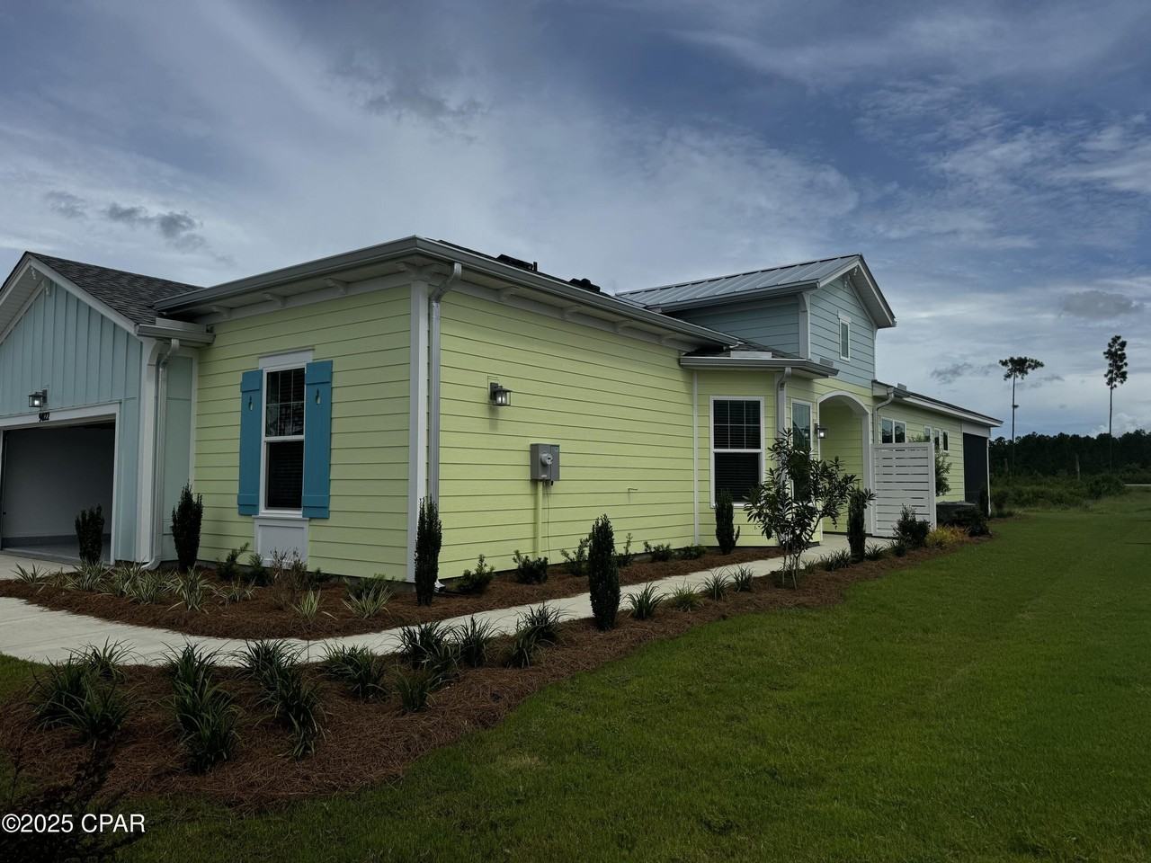 9022 Parrot Pl
