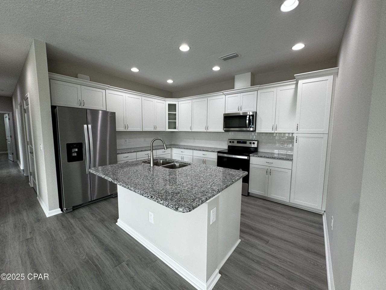 9022 Parrot Pl - Photo 4 of 25