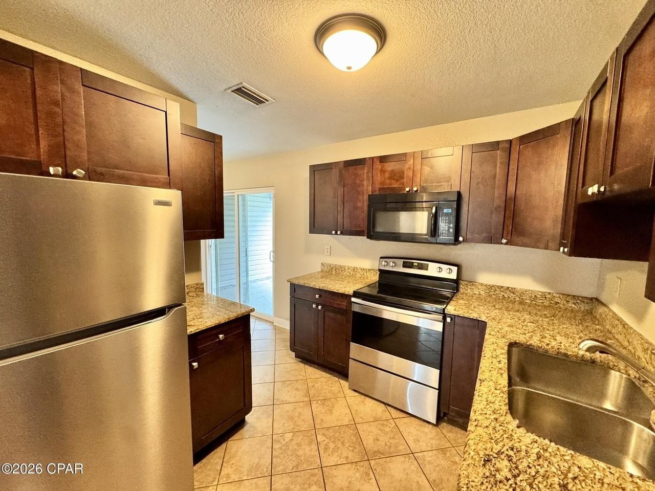 2523 Johnson Dr - Photo 7 of 26