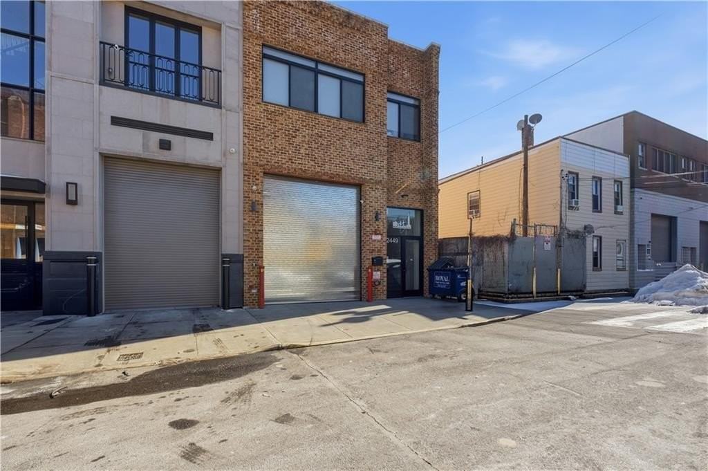 2449 47th St - Photo 2 of 27