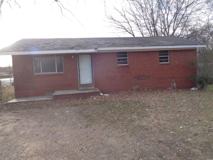 3924 Sanders St - Photo 1 of 1