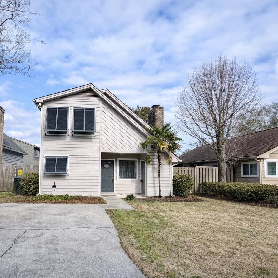 6517 Valene Ct - Photo 2 of 30