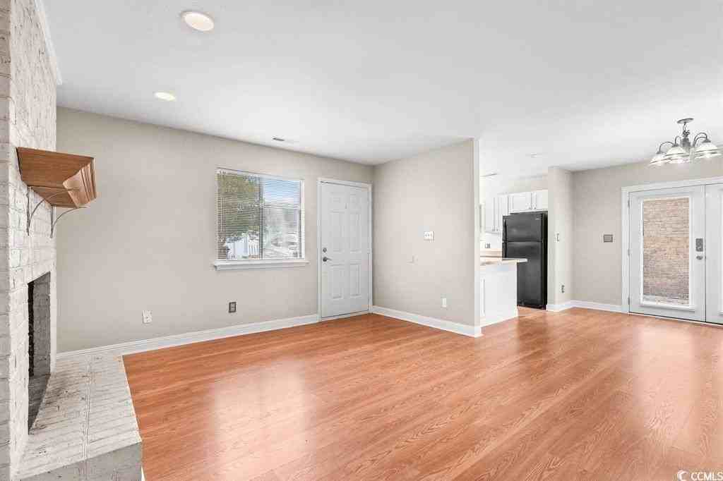 6517 Valene Ct - Photo 6 of 30