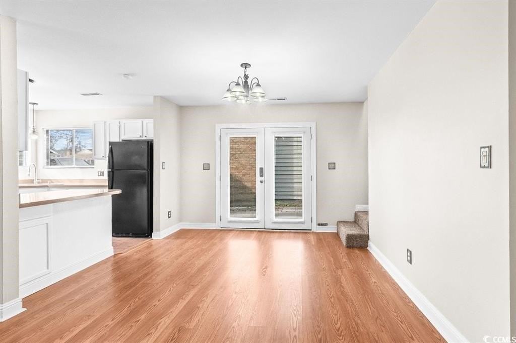 6517 Valene Ct - Photo 7 of 30