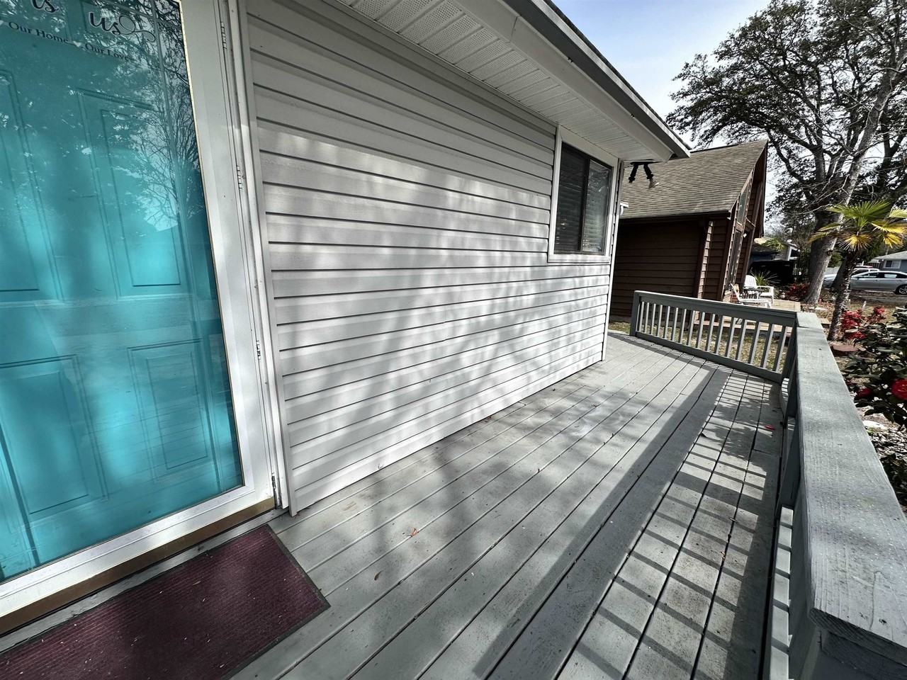 6536 Valene Ct - Photo 4 of 28