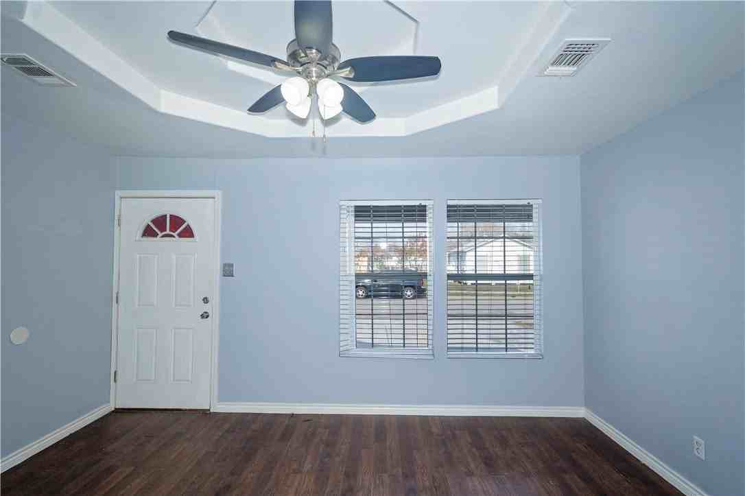 4410 Bernandino St - Photo 7 of 27