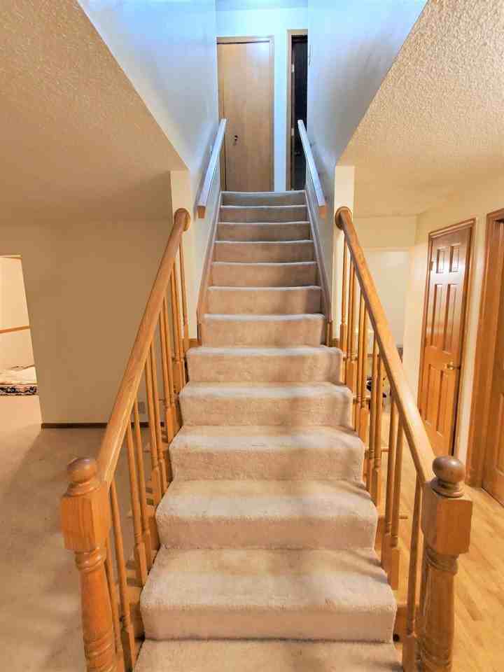 6423 Plankton Dr - Photo 4 of 37