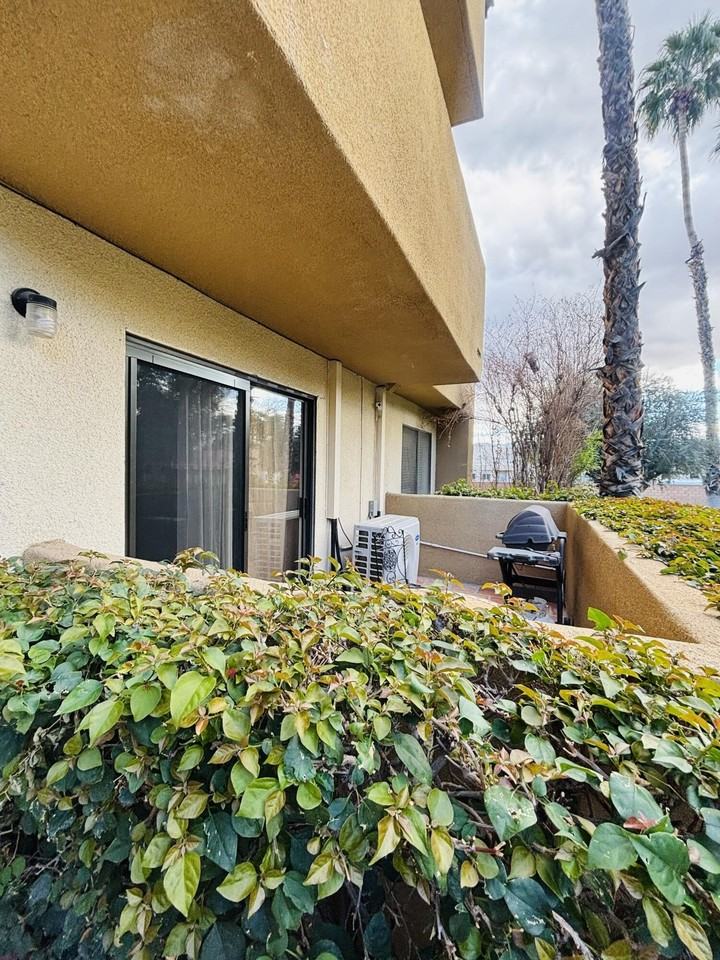 32200 Cathedral Canyon Dr #67 - Photo 2 of 17