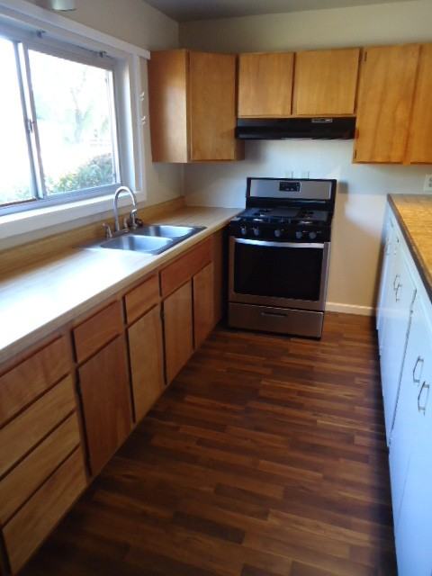 1134 Magnolia Ave. (G) - Photo 3 of 6