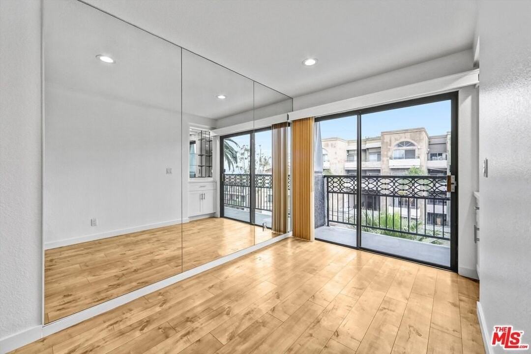 1355 N Sierra Bonita Ave Apt 406 #406 - Photo 2 of 15