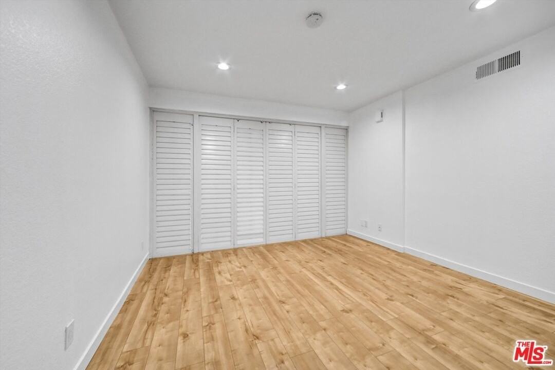 1355 N Sierra Bonita Ave Apt 406 #406 - Photo 7 of 15