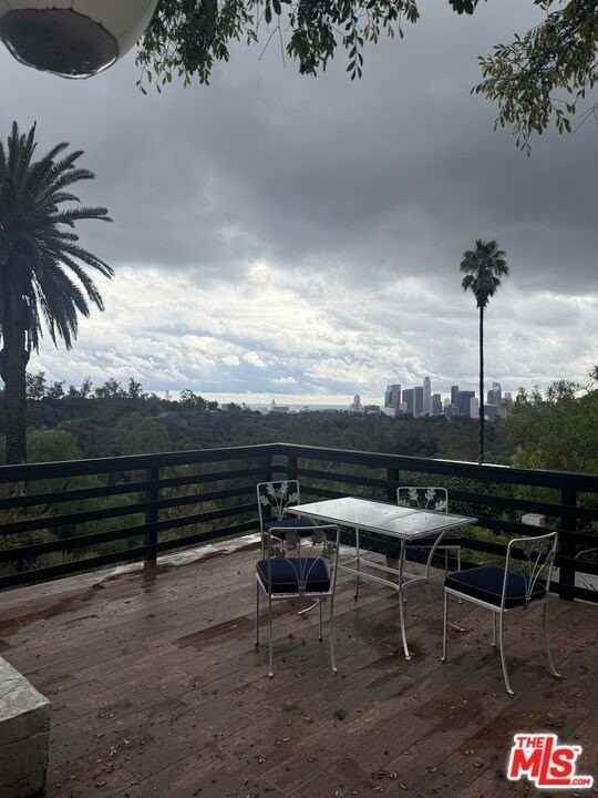 2035 Park Dr - Photo 2 of 28