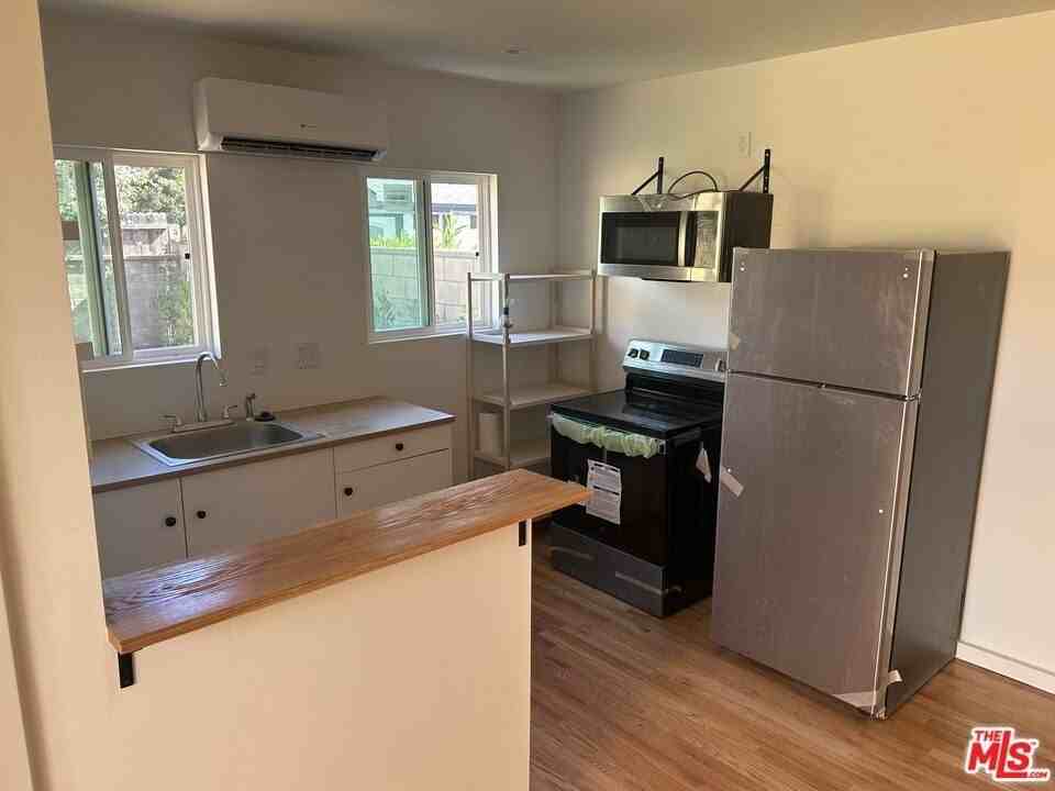 Wish Ave - Photo 2 of 7