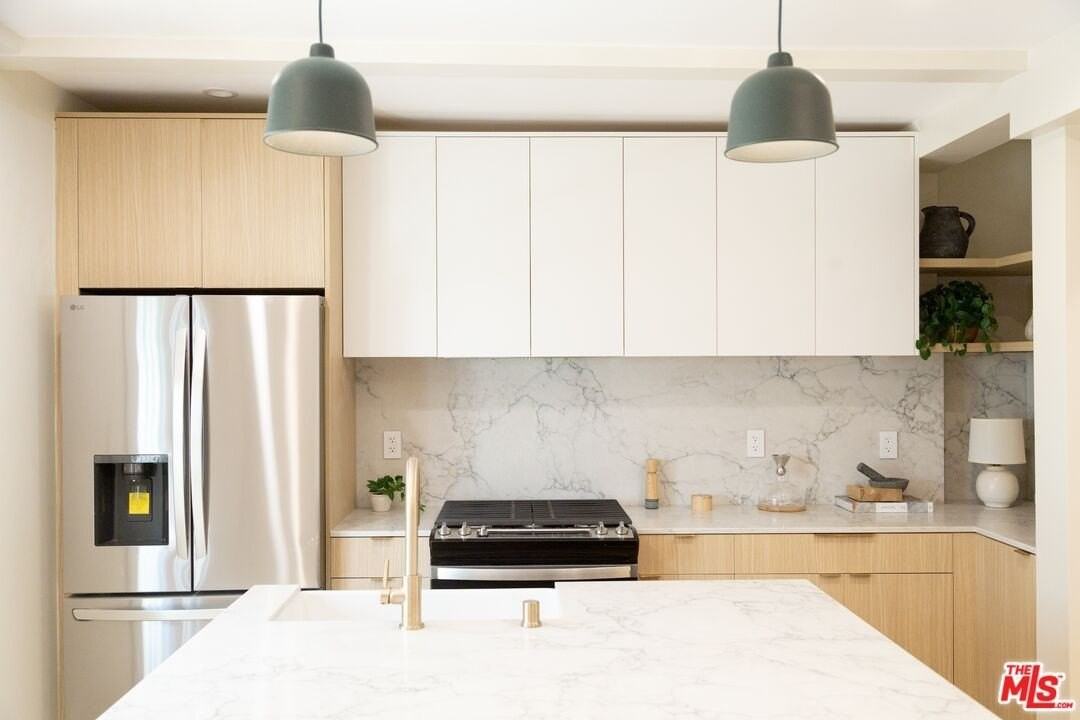 1409 N Hudson Ave Unit 1/2 #1-2 - Photo 2 of 38