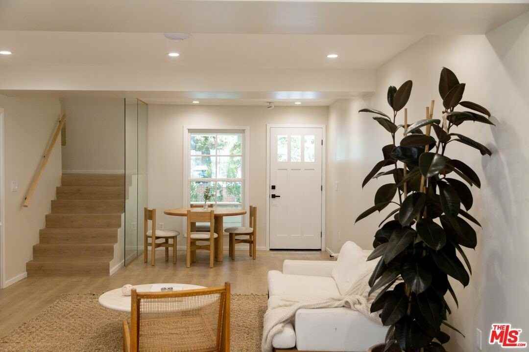 1409 N Hudson Ave Unit 1/2 #1-2 - Photo 7 of 38