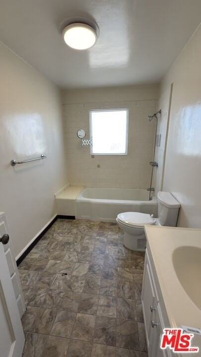 383 Redondo Ave Apt D #D - Photo 7 of 25
