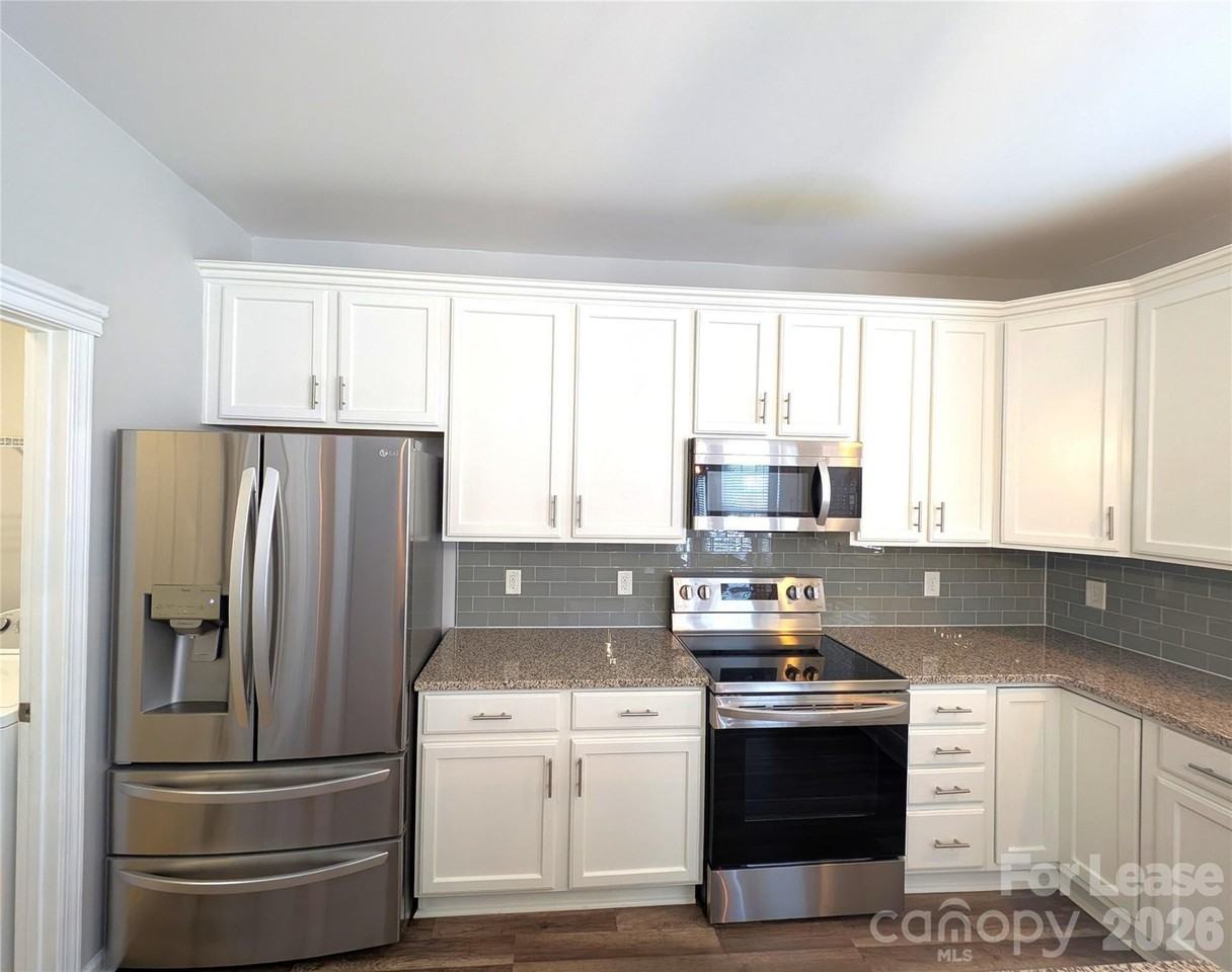 12444 Caracara Ct - Photo 5 of 32