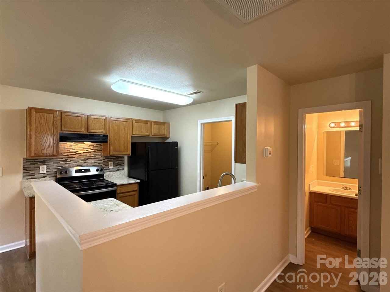 6831 Sunman Rd - Photo 5 of 15