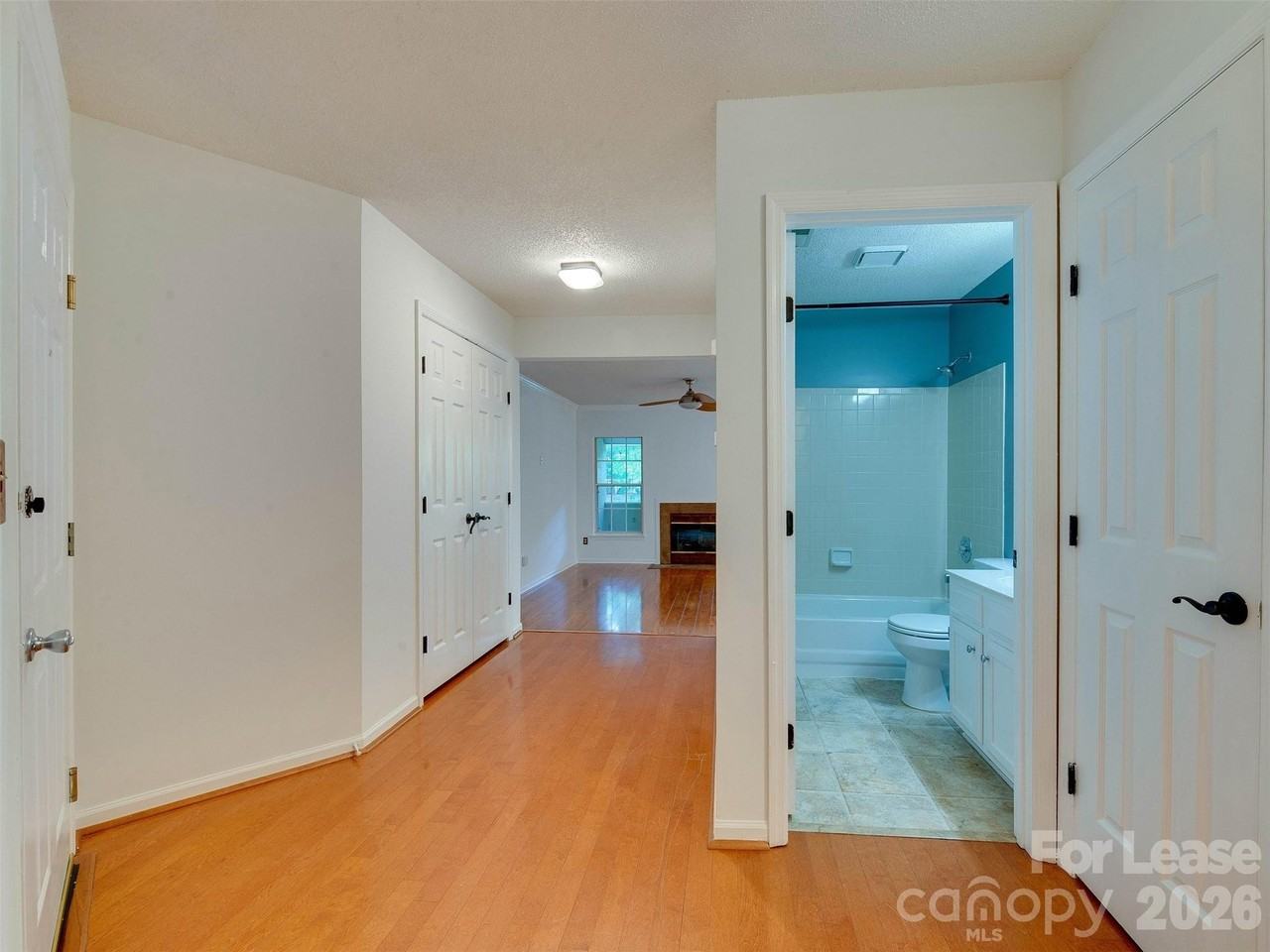 19827 Henderson Rd Unit B #B - Photo 4 of 48