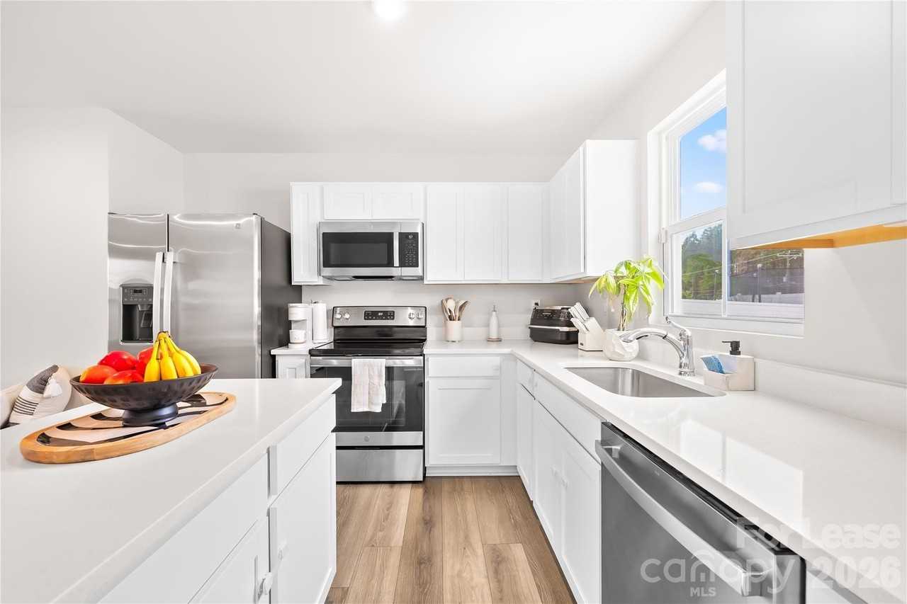 4447 Wild Ridge Dr - Photo 5 of 16