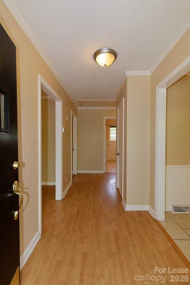 416 W Pine St - Photo 2 of 27