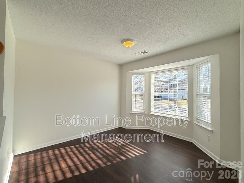 8821 Cameron Spring Rd - Photo 5 of 20