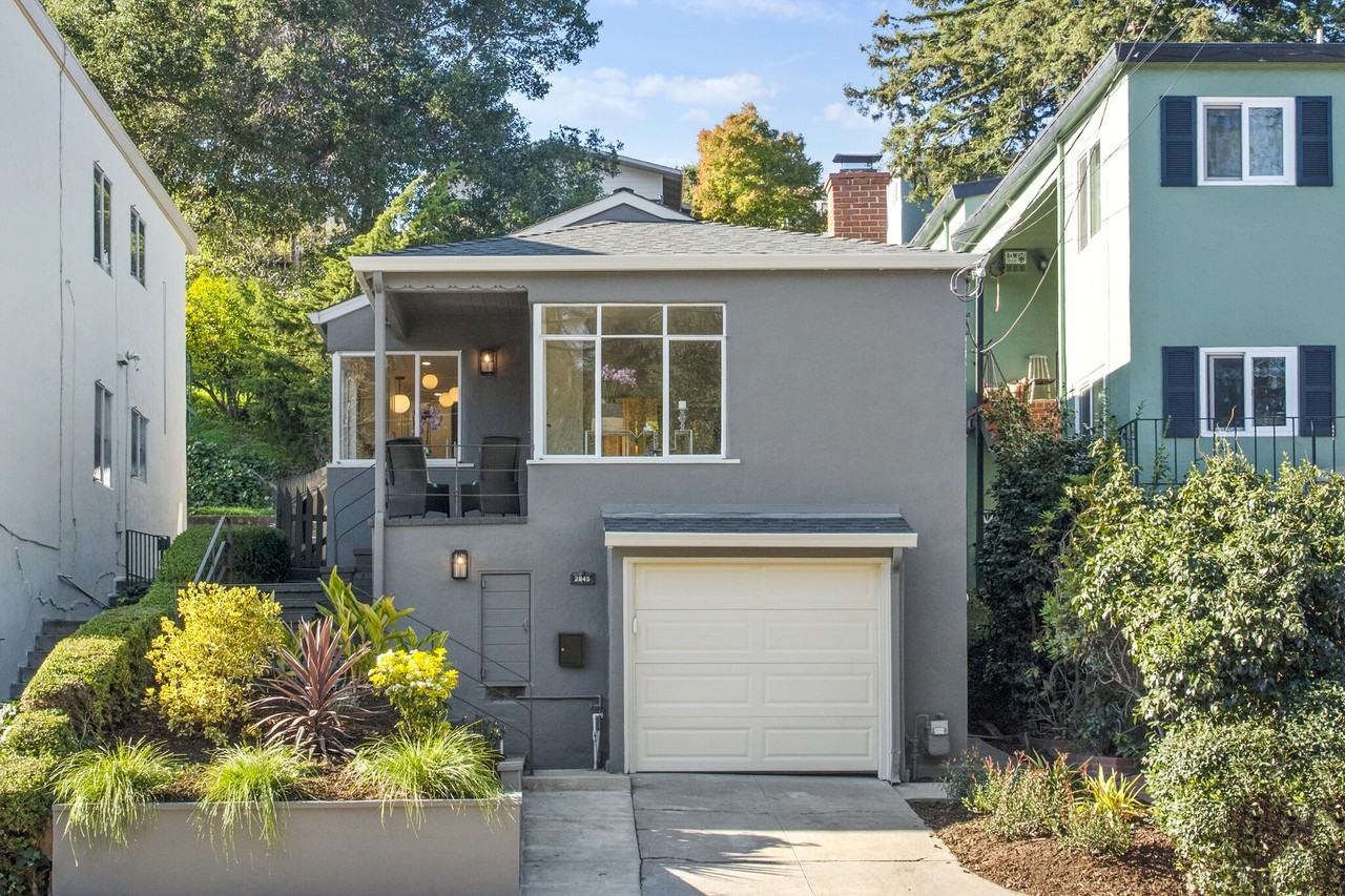 3945 Canon Ave - Photo 3 of 43