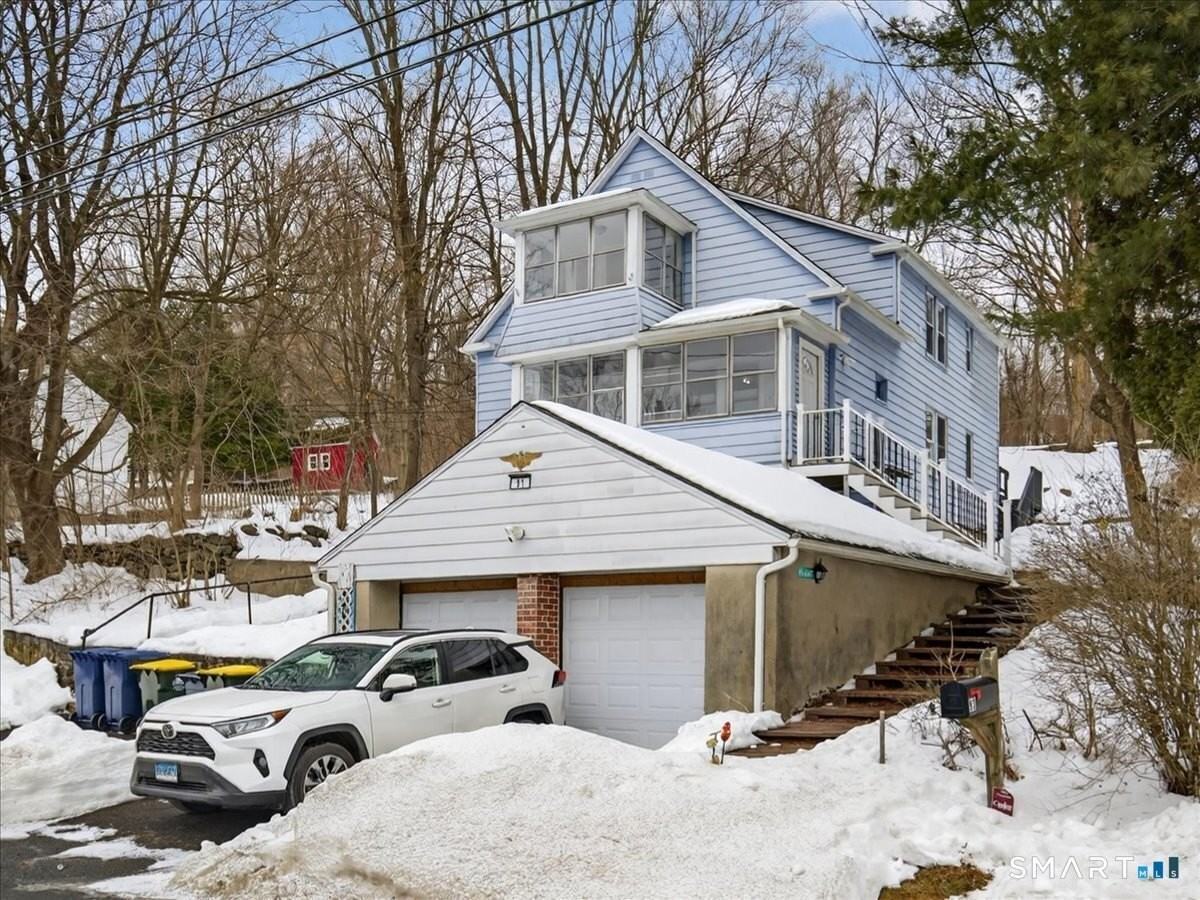 91 Jewett St 2nd Fl #2ndFL - Photo 3 of 33