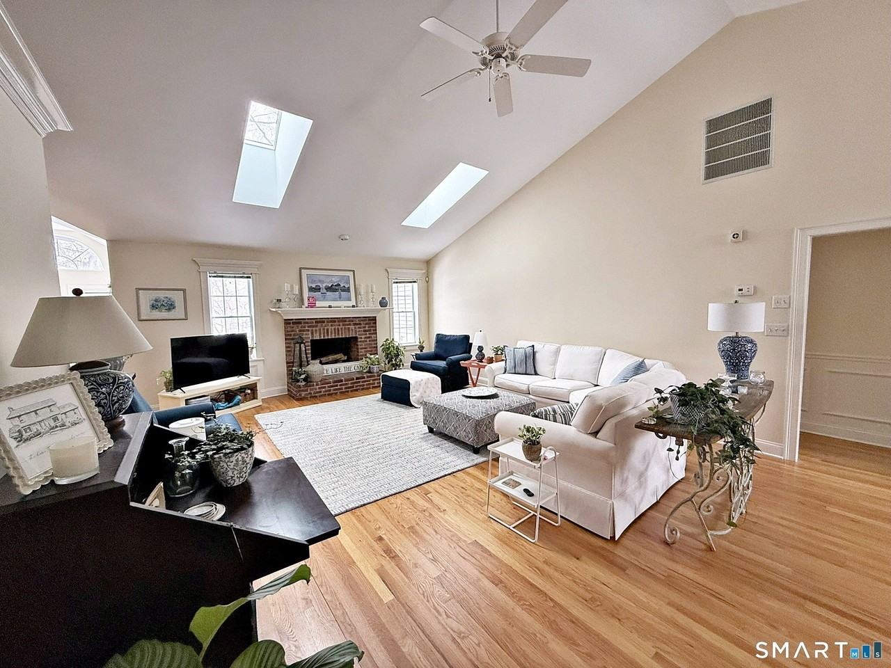 490 Wolf Run Unit 490 #490 - Photo 2 of 16