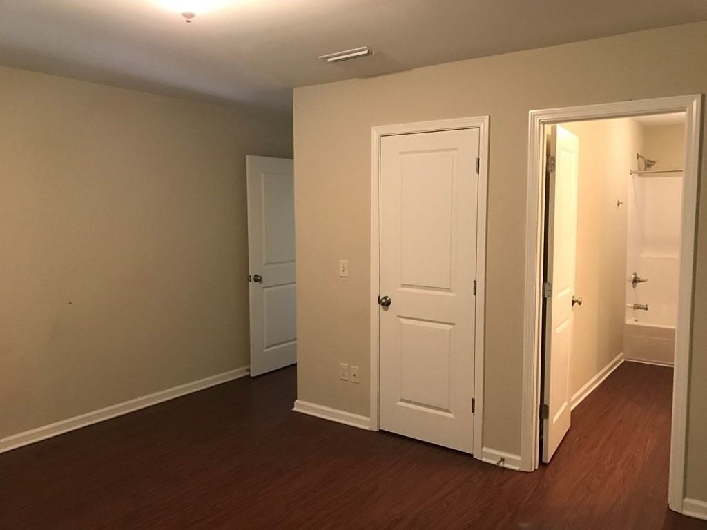 401 Coe Dairy Rd ## 1 - Photo 4 of 4