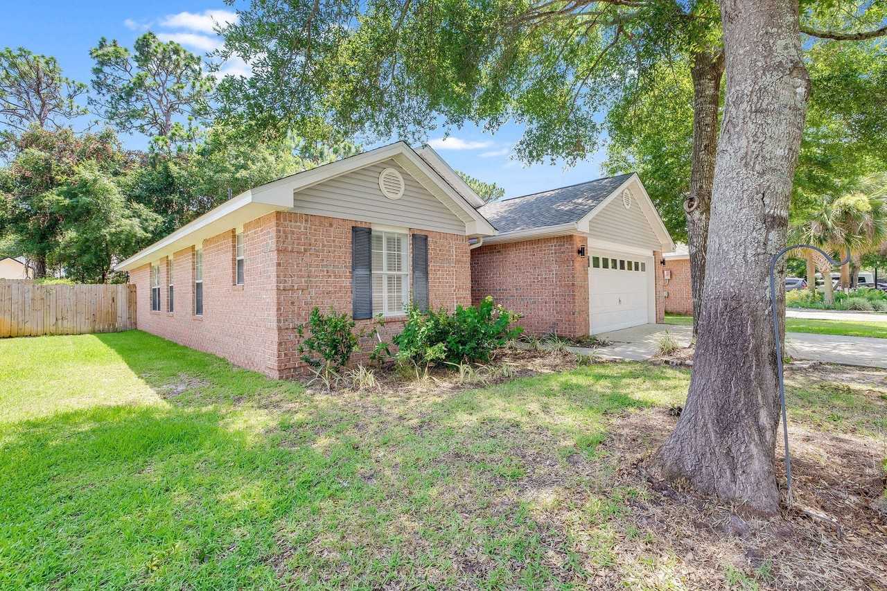 145 Bayou Landing Rd - Photo 3 of 26