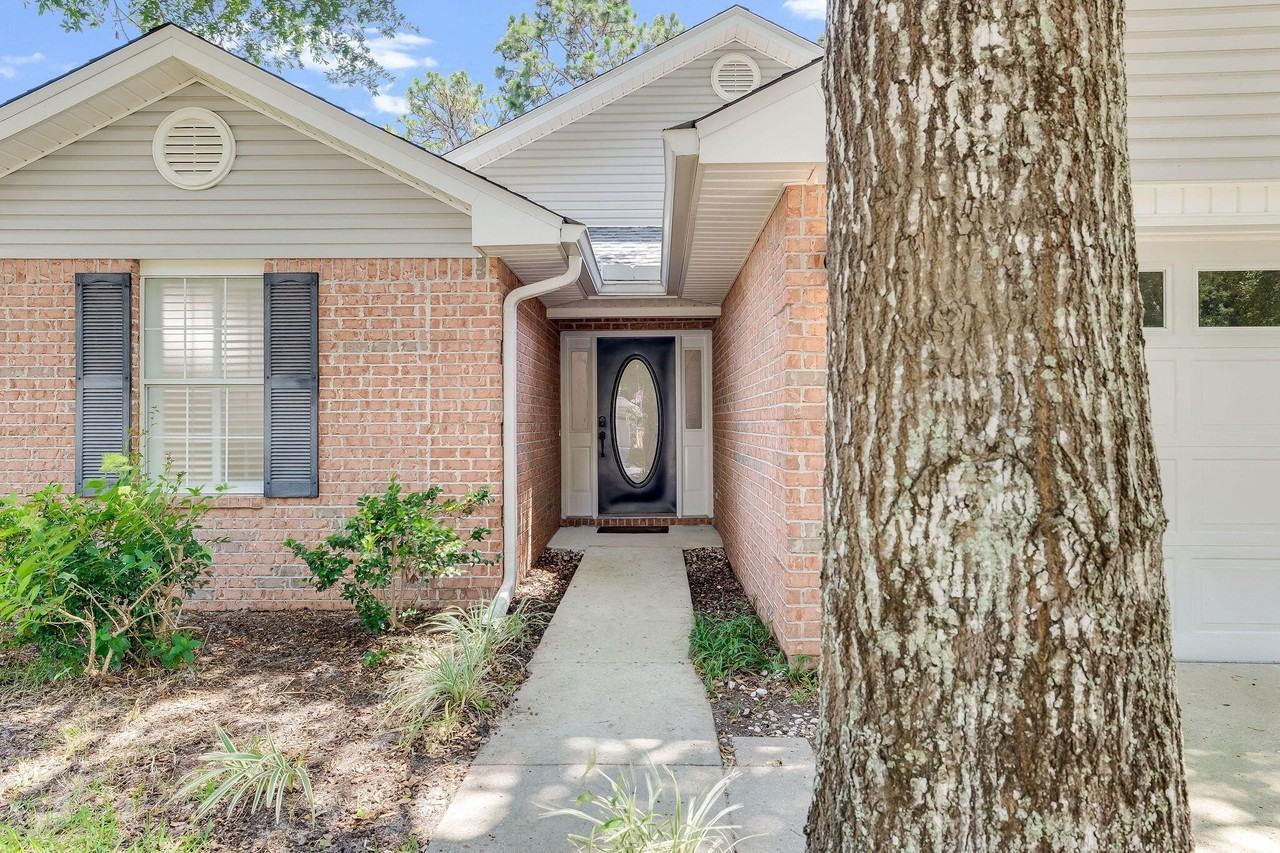 145 Bayou Landing Rd - Photo 4 of 26