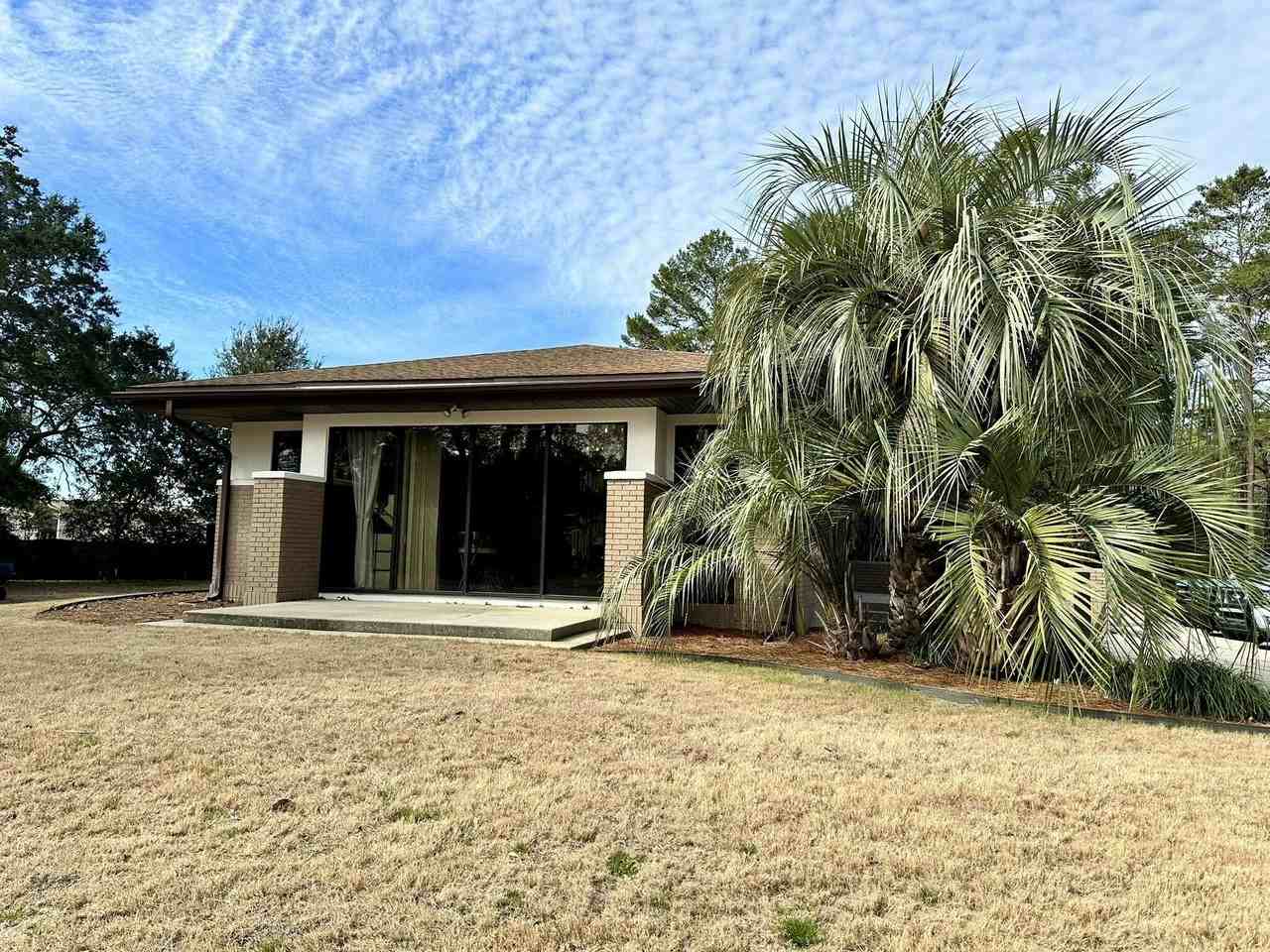 2201 Partin Dr N - Photo 5 of 17