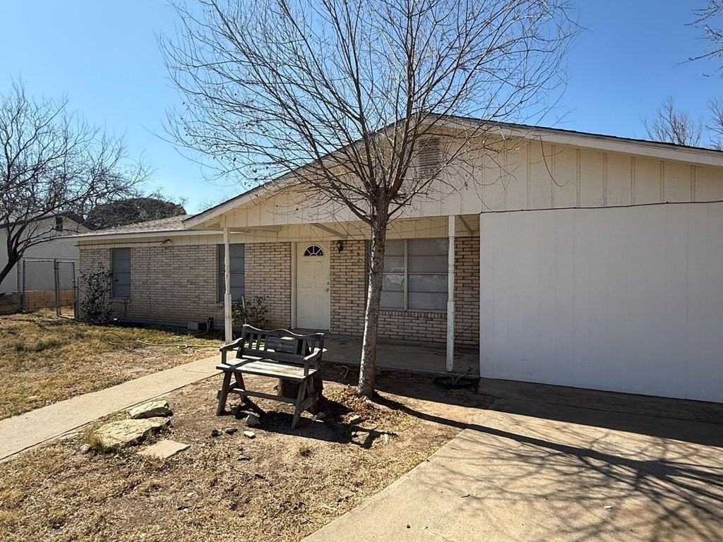 889 Tampico Cir - Photo 2 of 22