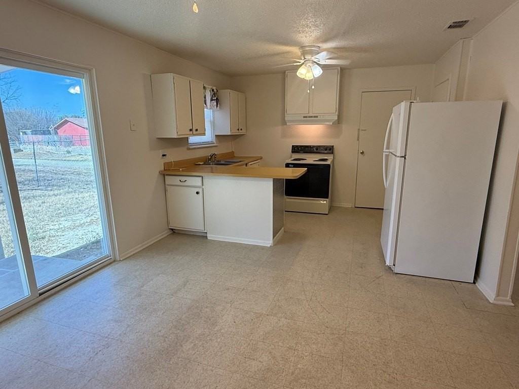 889 Tampico Cir - Photo 7 of 22