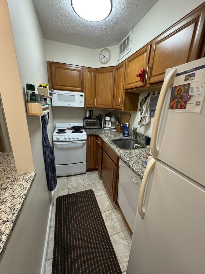 59 Parkman St #LA - Photo 5 of 16