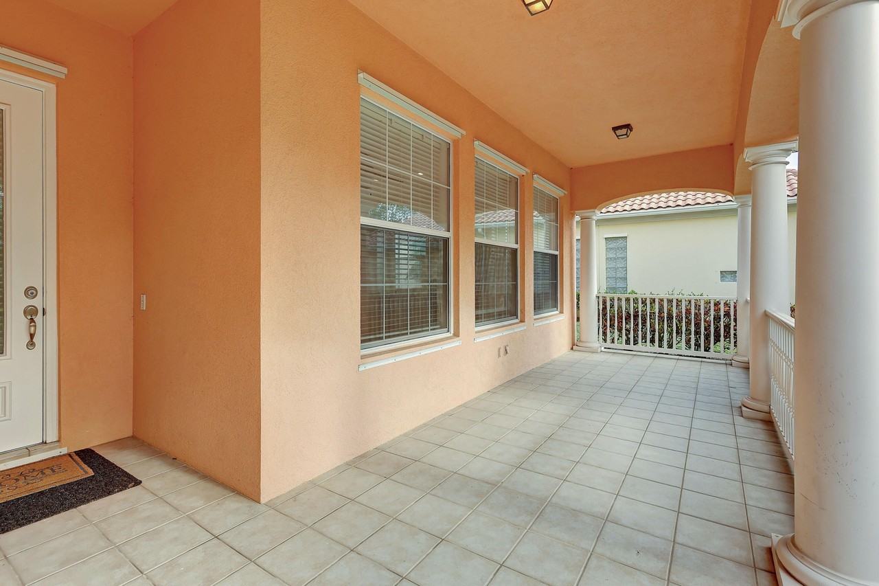 11324 Sw Olmstead Dr - Photo 3 of 50