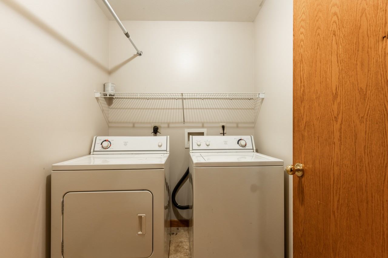 956 School Street - Photo 2 of 5