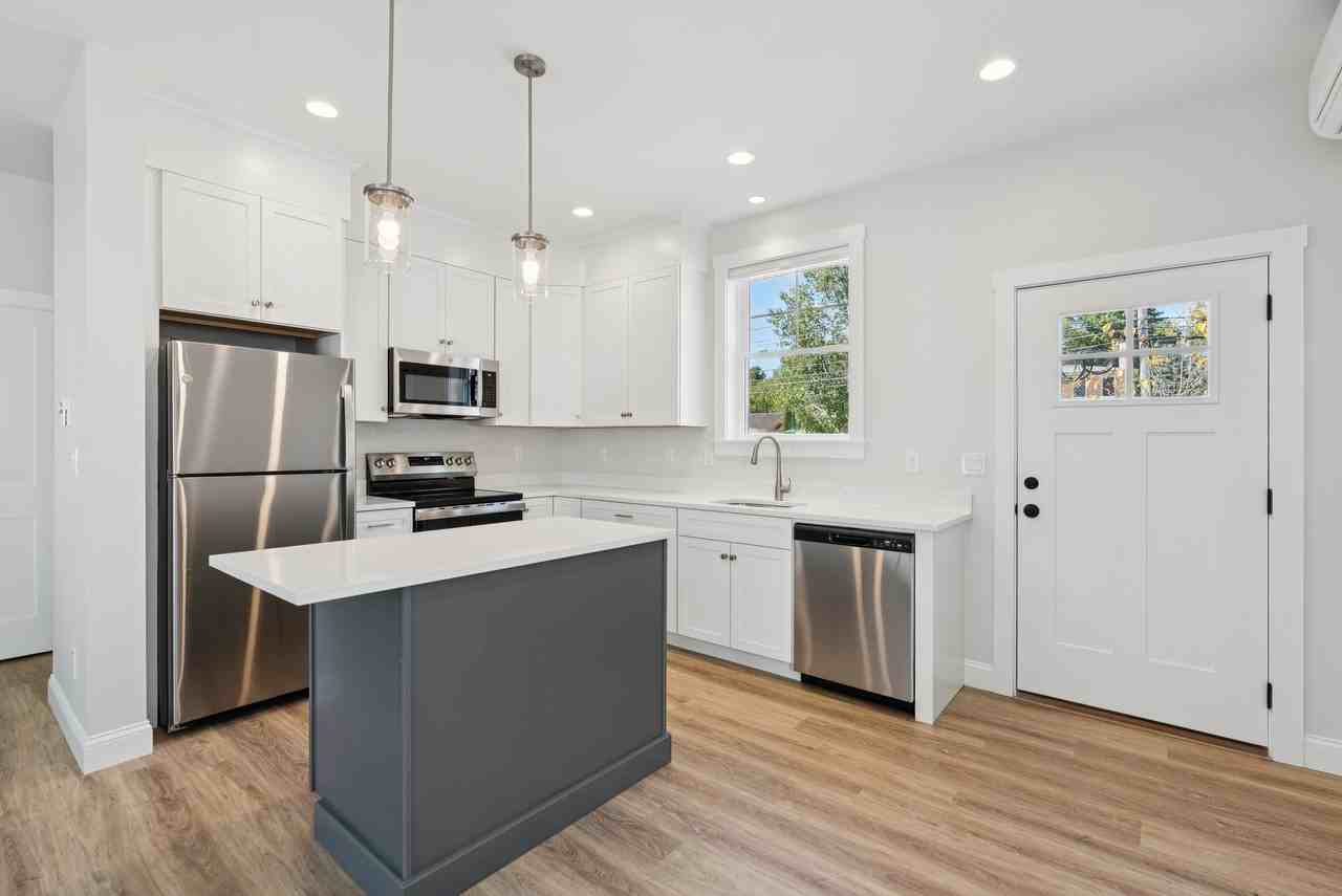 Hoxton Lane Townhomes - Photo 3 of 30