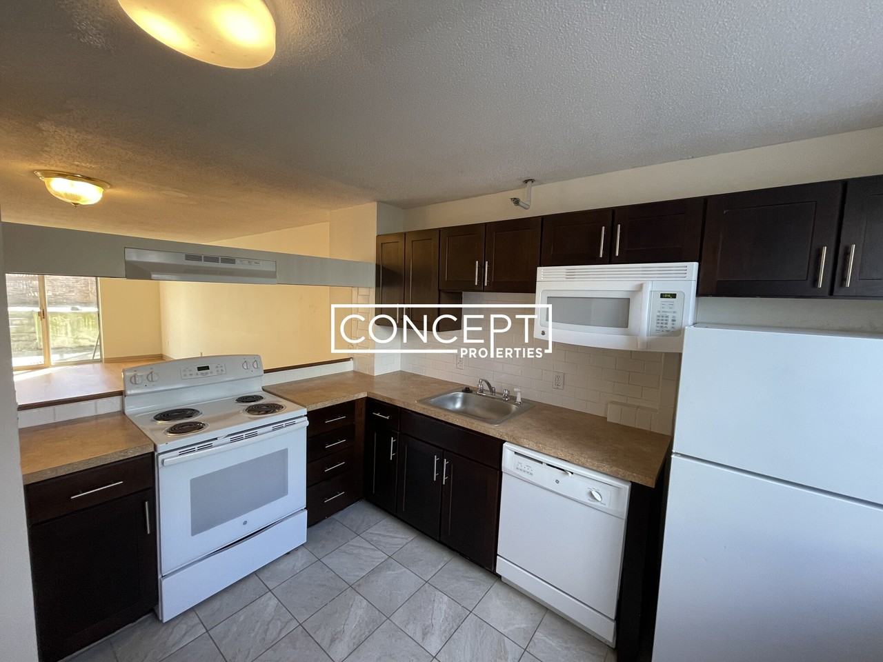 140 N Beacon St #A2 - Photo 5 of 18