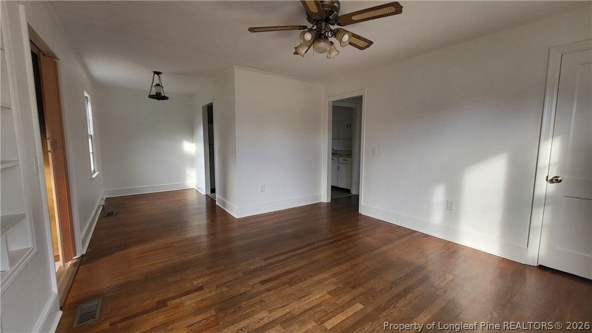 1209 E 14th St - Photo 3 of 13