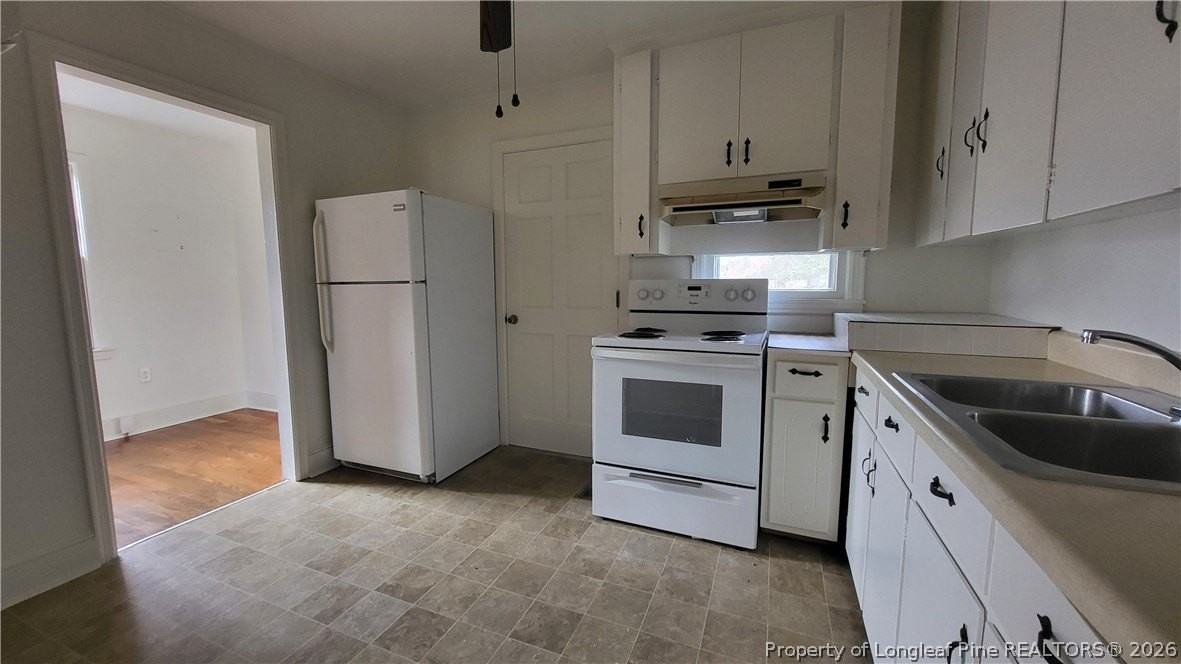 1209 E 14th St - Photo 7 of 13