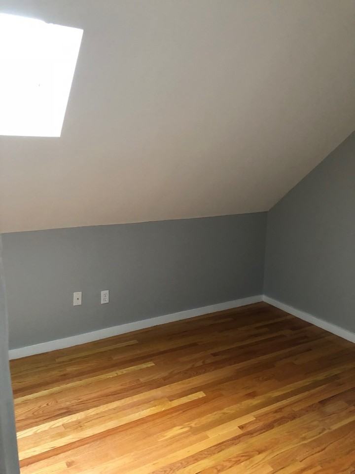 125 Calumet St #2
