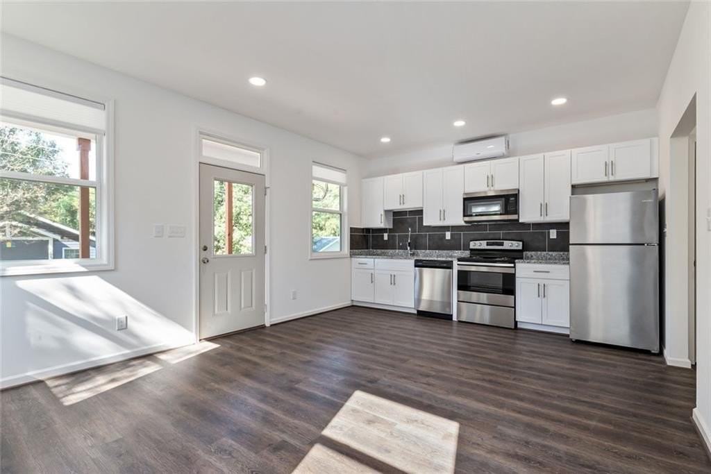 1060 Grant Way Se Unit A #A - Photo 5 of 27