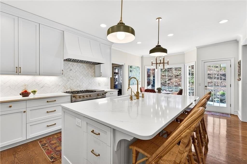 3642 Mayfair Rd Ne - Photo 7 of 40