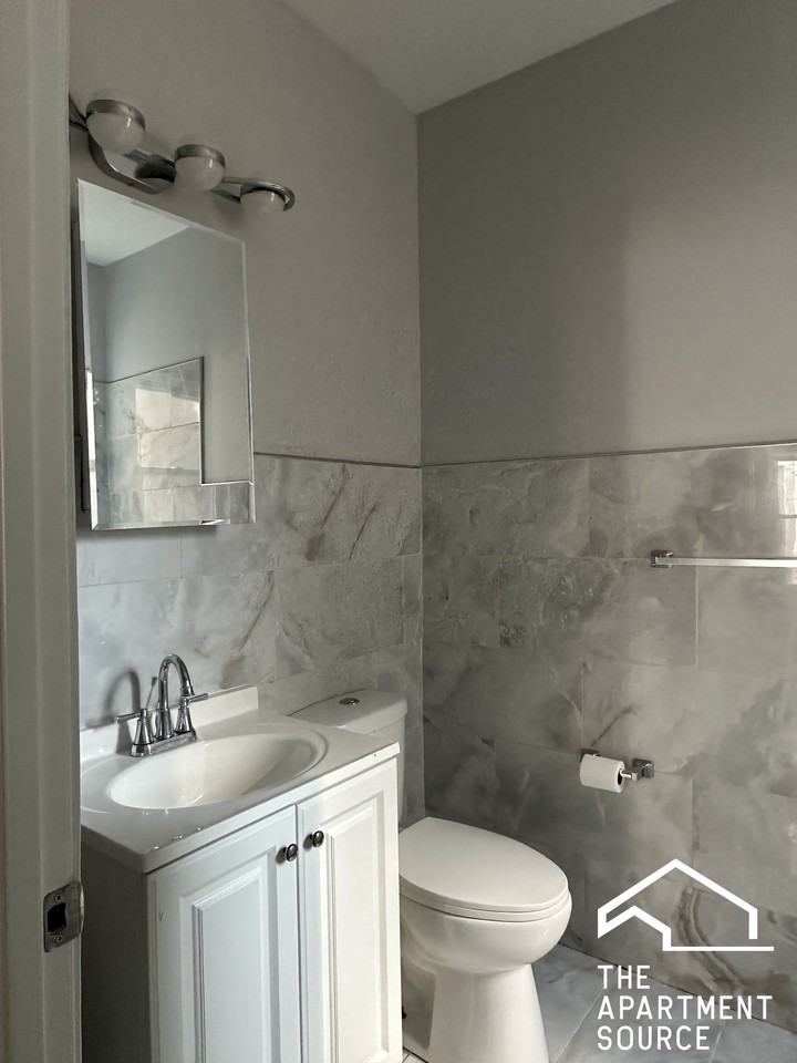 4033 W Crystal St #1 - Photo 6 of 10