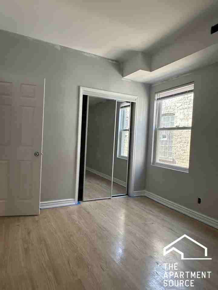 4033 W Crystal St #1 - Photo 7 of 10