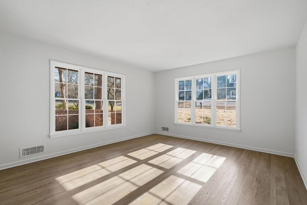 2751 Cedarbrook Dr - Photo 6 of 35